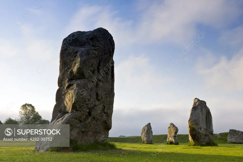 England, Wiltshire, Avebury. Standing stones, part of the Avebury ring, the oldest stone ring known to be in existence in the world.