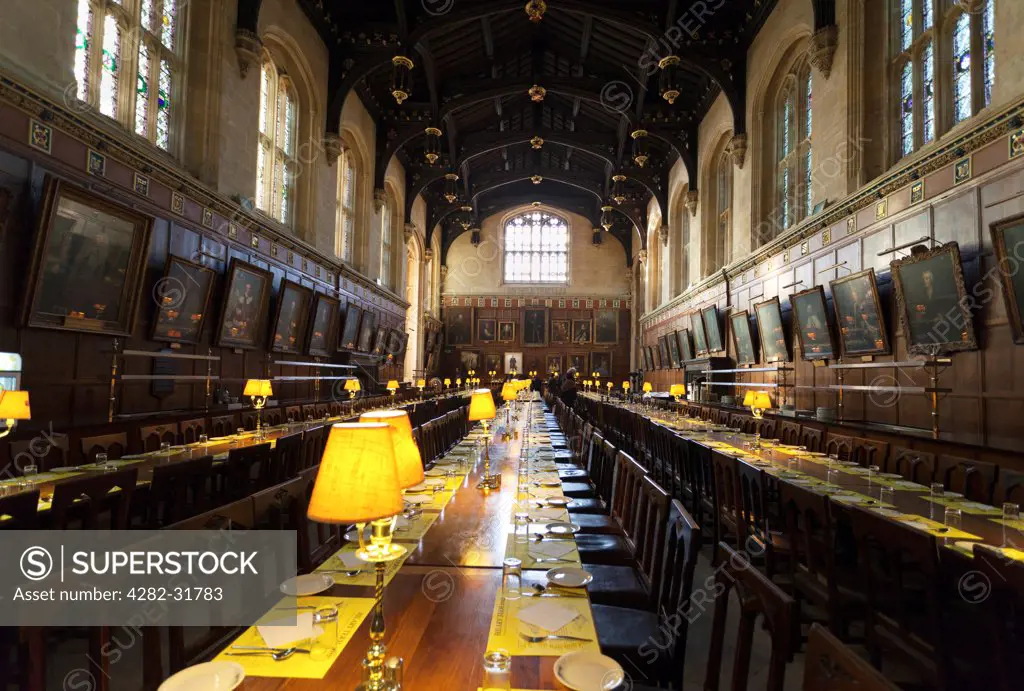England, Oxfordshire, Christ Church College. Interior of The Great Hall at Christ Church College in Oxford.