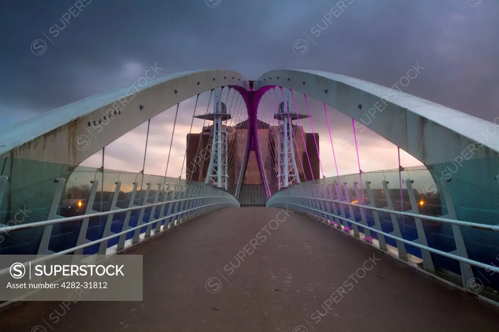 England, Greater Manchester, Salford Quays. The Lowry bridge located on the Salford Quays in the city of Salford near Manchester Old Trafford.