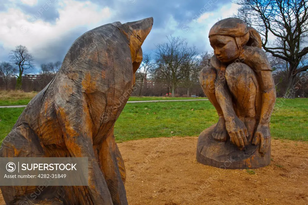 England, London, Regent's Park. Wooden sculptures in the grounds of The Regent's Park which is a Royal Park in London.