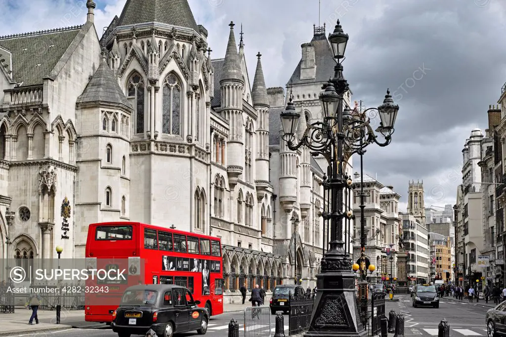 England, London, The Strand. View from the Royal Courts down to Fleet Street from the Strand.