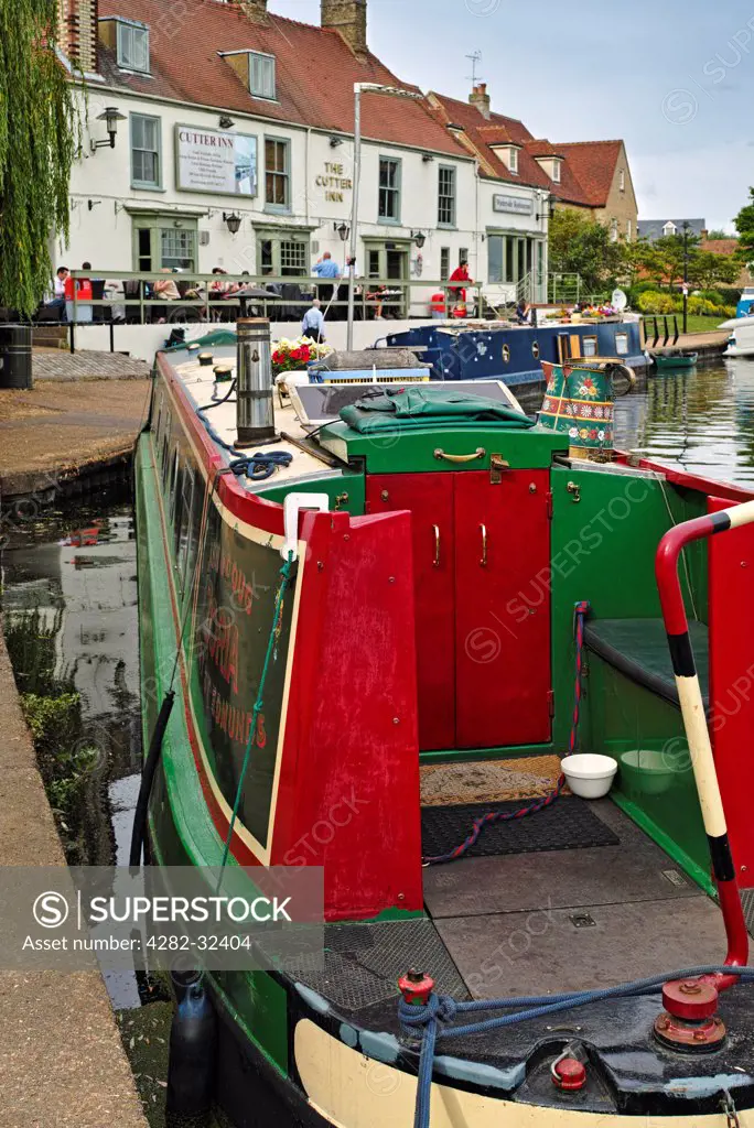 England, Cambridgeshire, Ely. An old barge on the River Ouse.