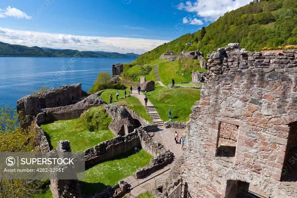 Scotland, Highland, Inverness. The remains of Urquhart castle on Loch Ness.