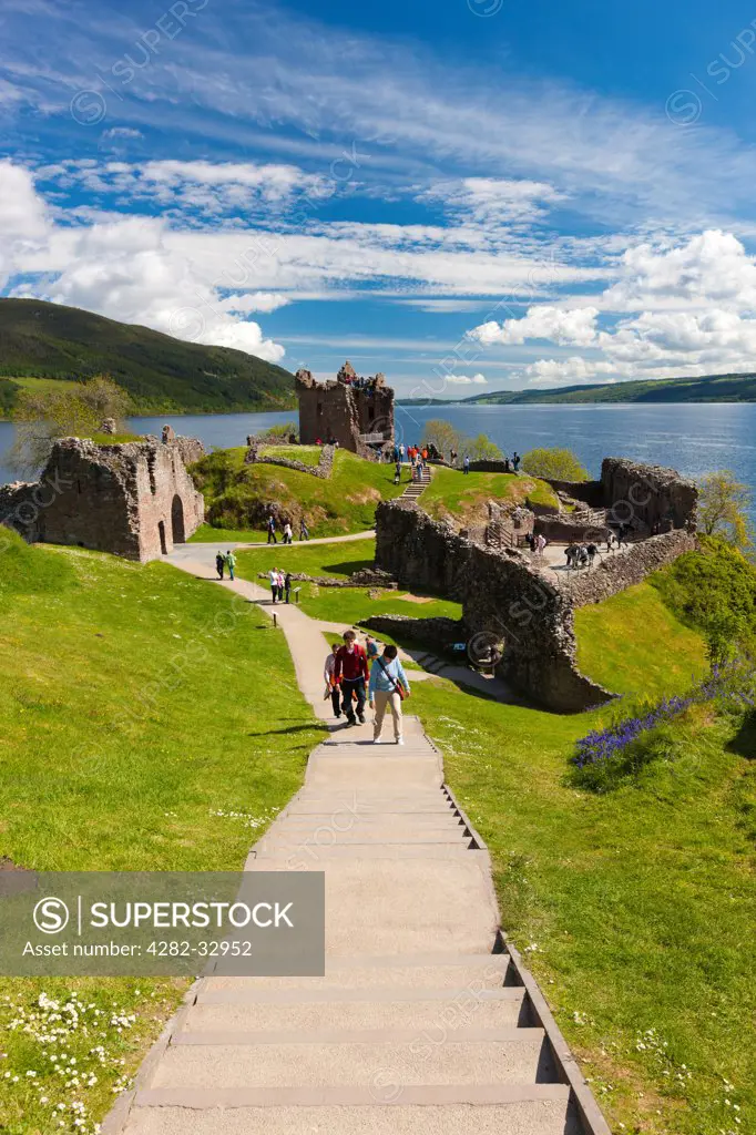 Scotland, Highland, Inverness. Urquhart castle on Loch Ness.