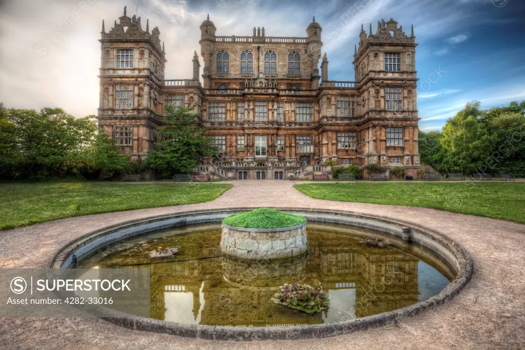 England, Nottinghamshire, Nottingham. A view of Wollaton Hall in Nottingham.