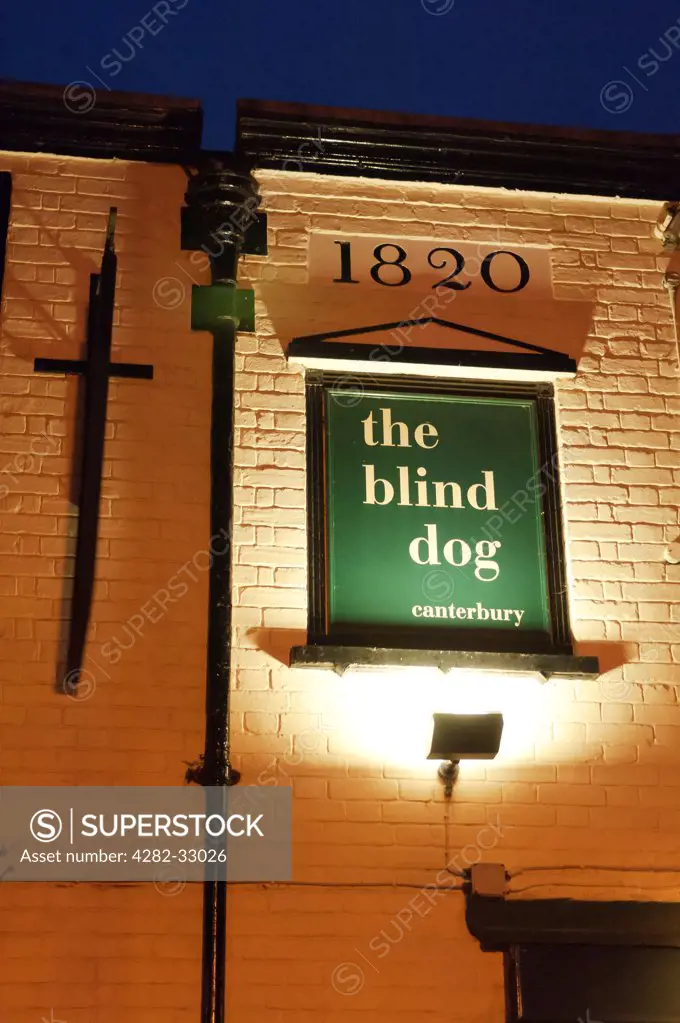 England, Kent, Canterbury. Pub sign for The Blind Dog in Canterbury.
