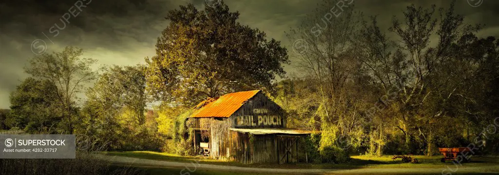 USA, West Virginia, Tobacco Barn. A tobacco farm in West Virginia.