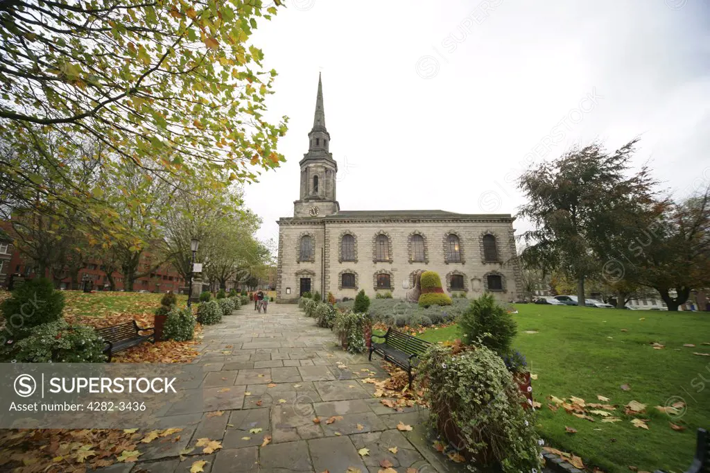 England, West Midlands, Birmingham. St. Pauls church in the Jewellery Quarter.