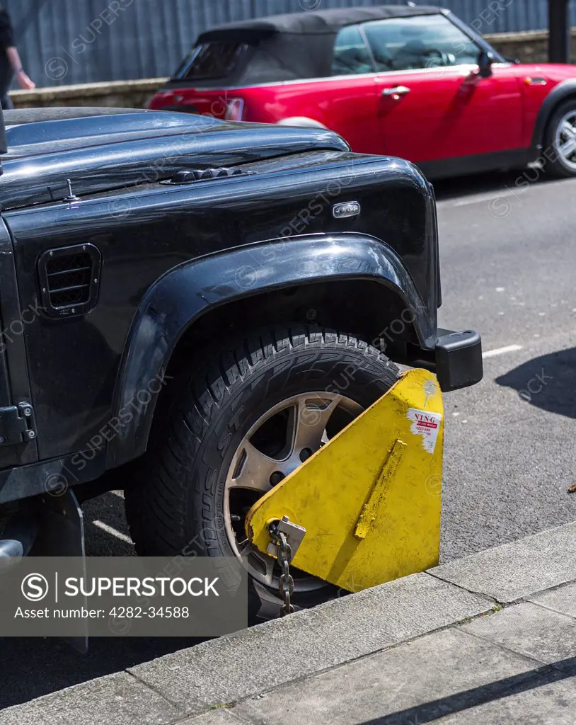 England, London, Westminster. A clamped vehicle.