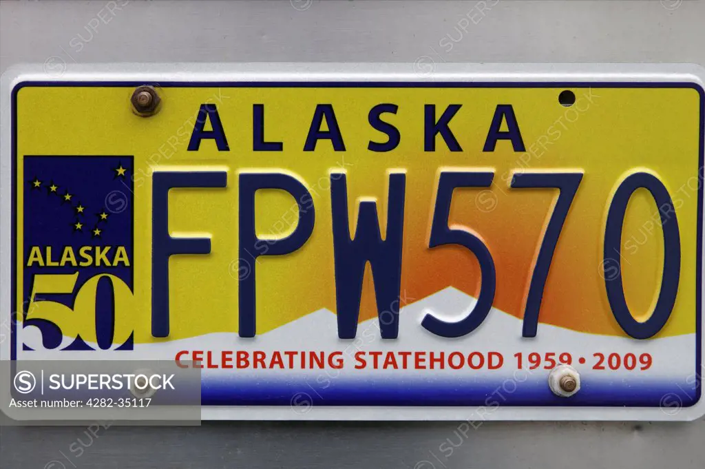 USA, Alaska, Skagway. Alaska number plate in Skagway.
