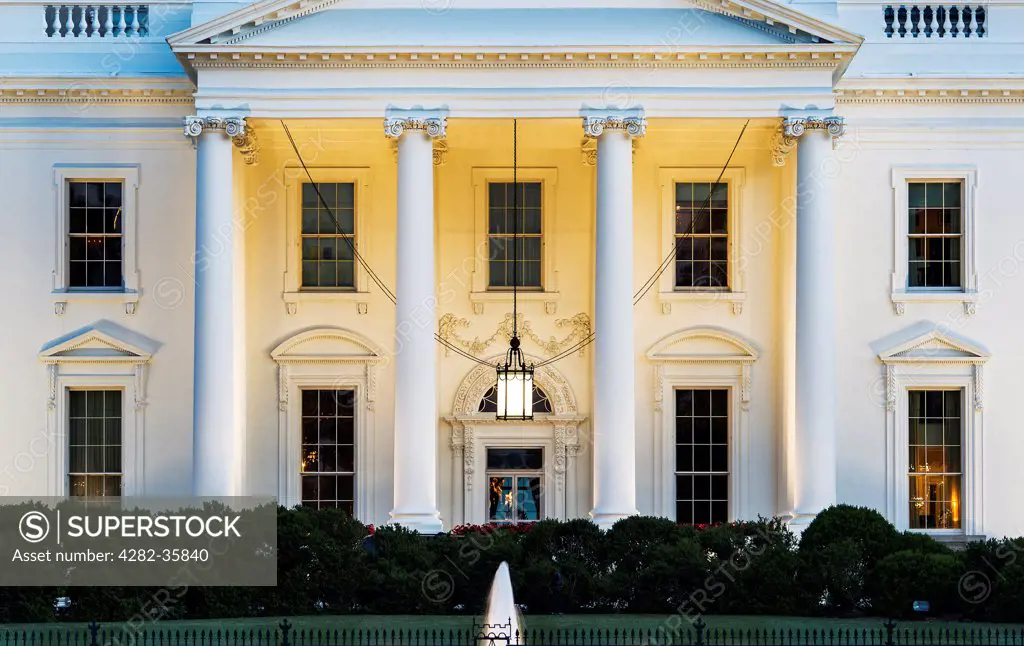 USA, District of Columbia, Washington DC. The White House in Washington DC.