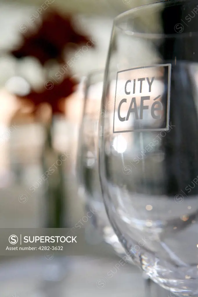 England, West Midlands, Birmingham. Close-up of a wine glass. City Cafe restaurant at City Inn Hotel.