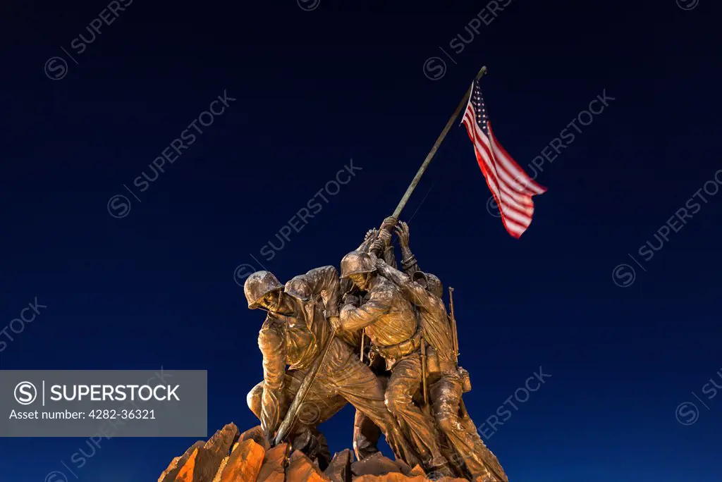 USA, Virginia, Arlington. The Marine Corps War Memorial or Iwo Jima Memorial in Arlington Ridge Park.