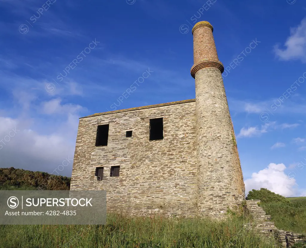 England, Cornwall, Trewarmett. The old engine house at the Prince Of Wales quarry near Trebarwith and Trewarmett.