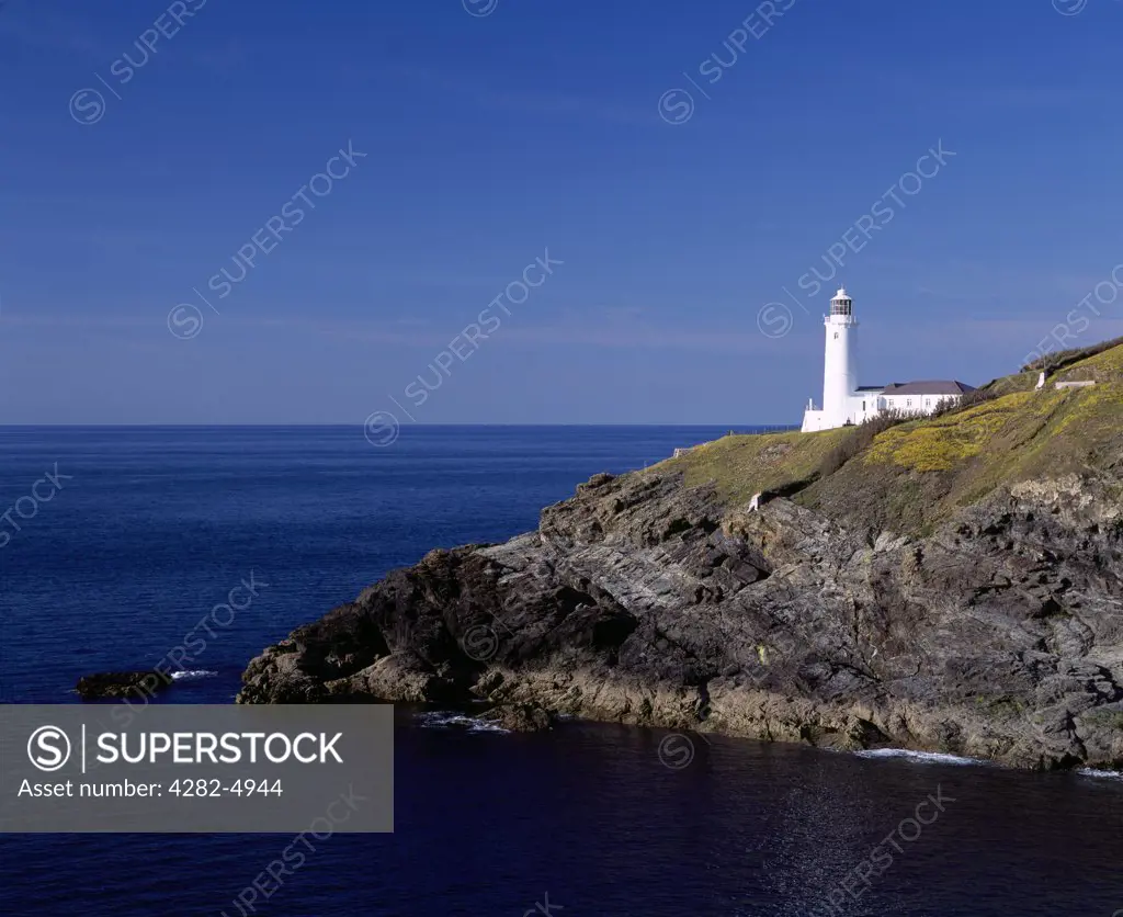 England, Cornwall, Trevose Head. Stinking Cove and the lighthouse at Trevose Head on the North Cornwall coast near Padstow.