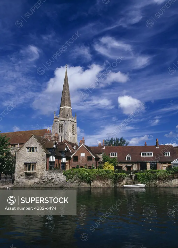England, Oxfordshire, Abingdon. View of St Helens Church across the River Thames at Abingdon.