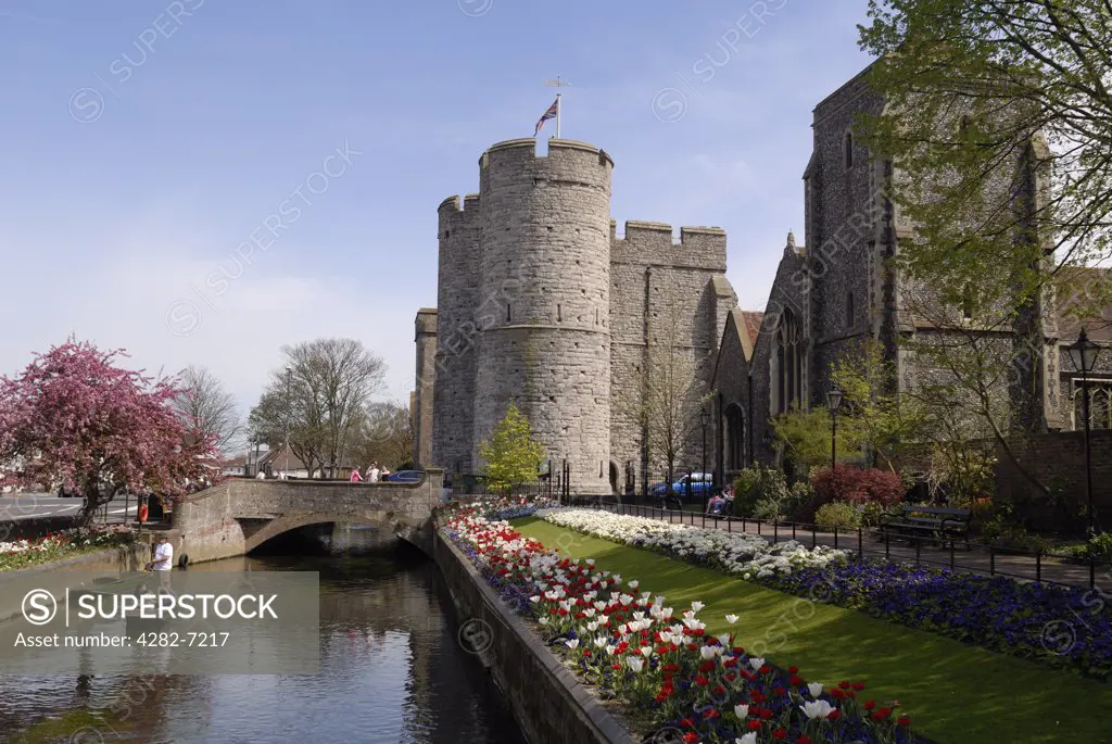 England, Kent, Canterbury. A view of the Westgate Towers and River Stour. The Westgate Towers marked the western entrance into the city of Canterbury.