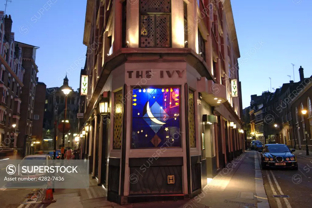 England, London, London. Exterior of the Ivy restaurant in Covent Garden in London. The Ivy opened in 1917 and is sister restaurant to Le Caprice.