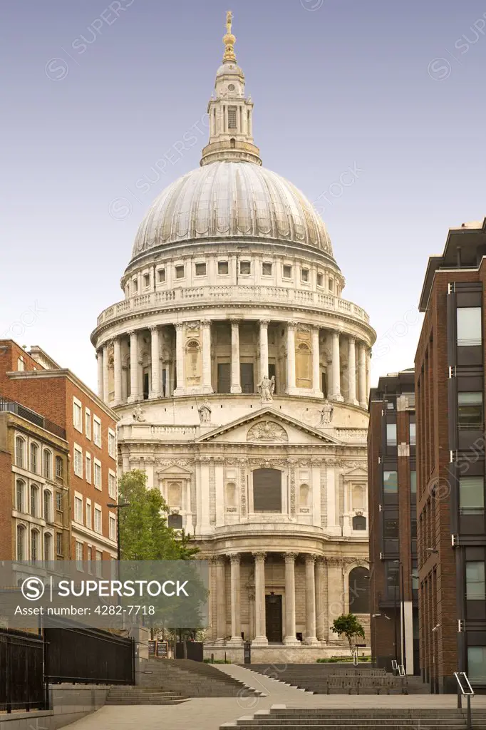 England, London, The City of London. St Paul's cathedral, designed by Sir Christopher Wren in the 17th century.