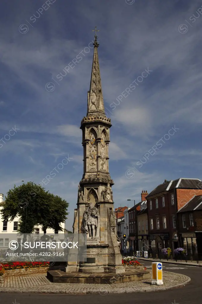 England, Oxfordshire, Banbury. Banbury Cross a monumental stone spire in the centre of Banbury in Oxfordshire.