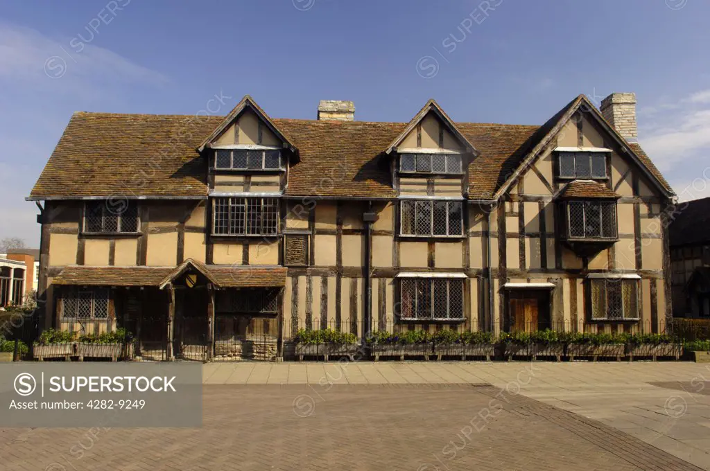 England, Warwickshire, Stratford upon Avon. Exterior view of William Shakespeare's birthplace in Stratford upon Avon.