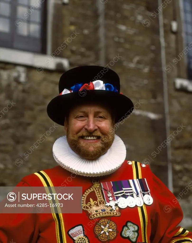 Yeoman Warder ( Beefeater ) in The Tower of London, London, United Kingdom ( Great Britain )