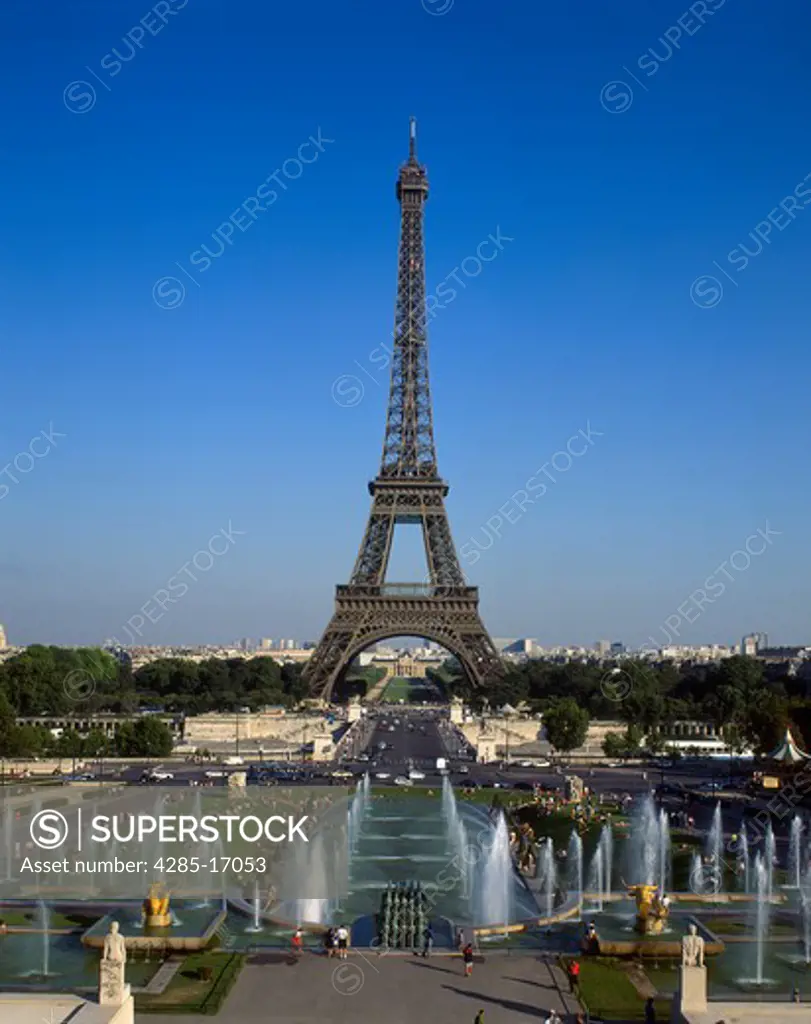 Eiffel Tower from Chaillot Palace, Paris, France