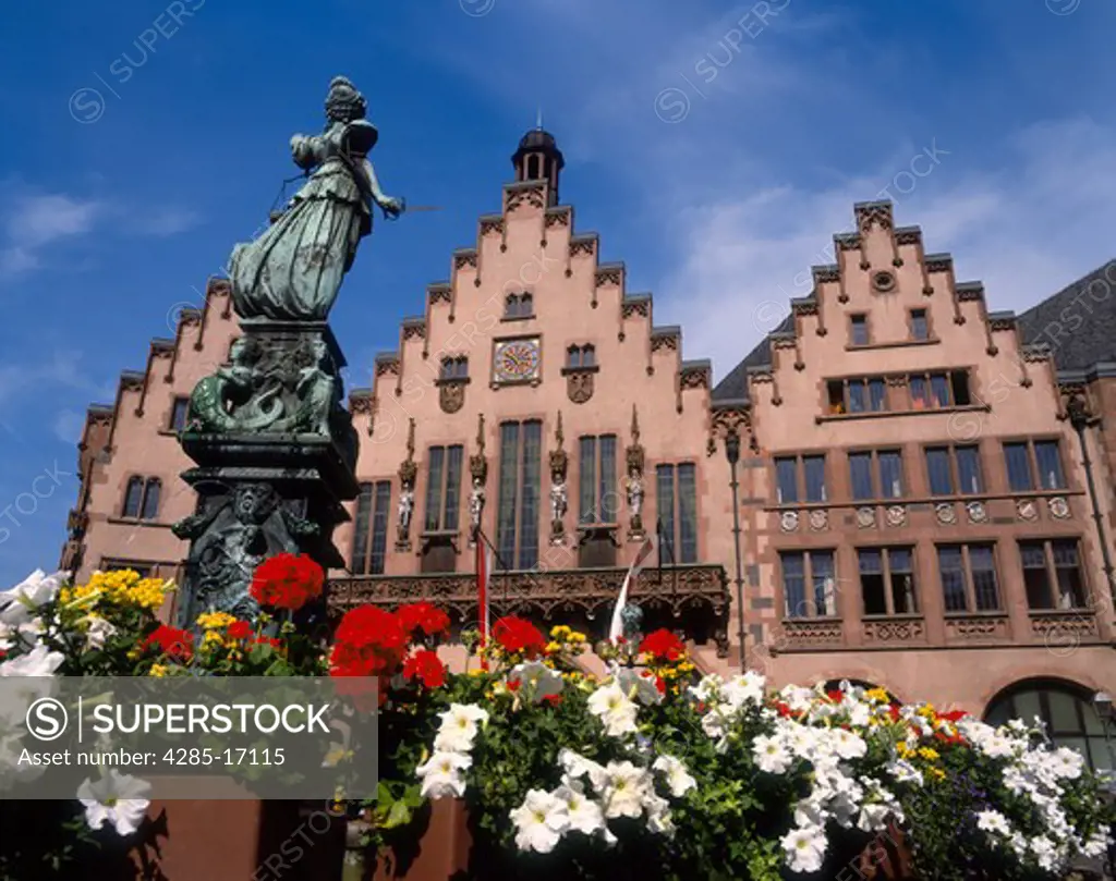 Fountain of Justice and Town Hall Statue, Romer Place, Frankfurt A.M. ( on the Main River ), Germany