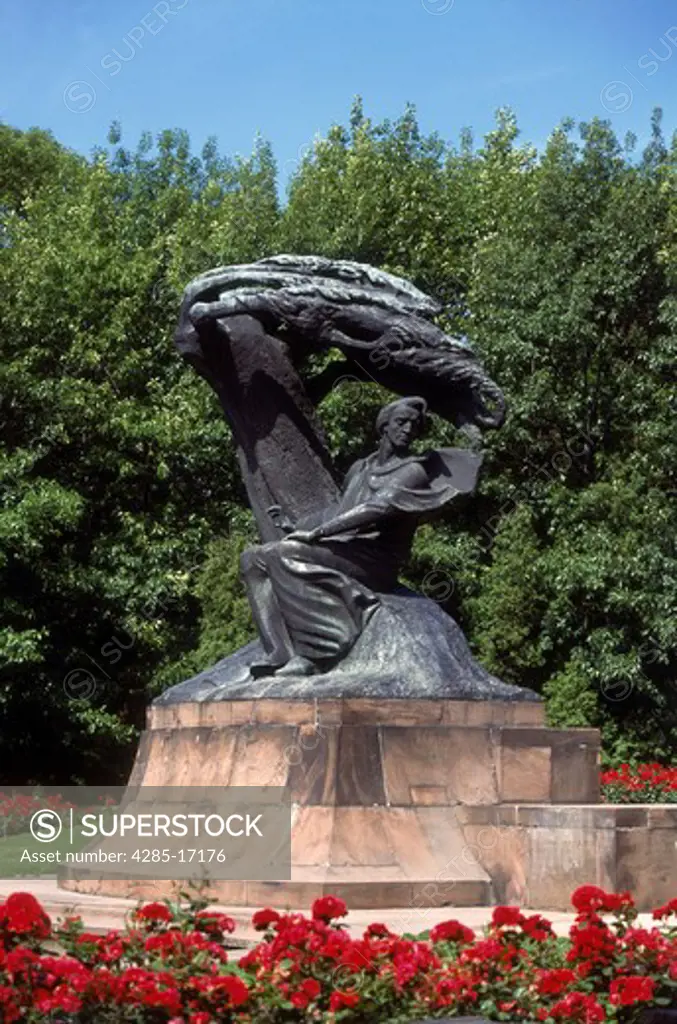 Frederic Chopin Statue, Lazienki Park, Warsaw, Poland