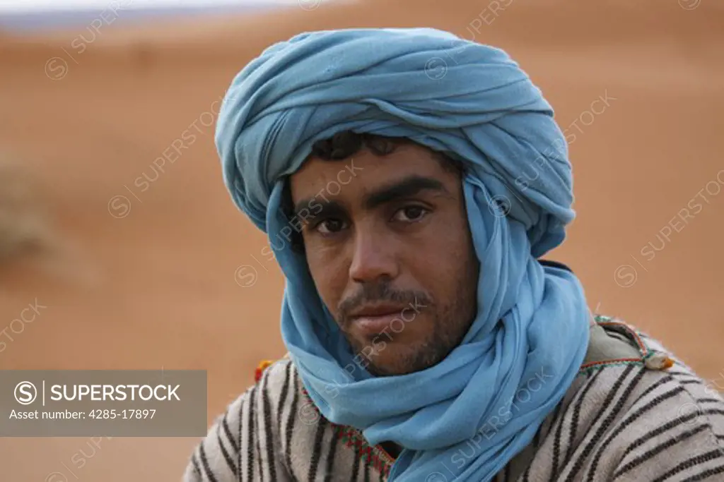 Africa, North Africa, Morocco, Sahara Desert, Merzouga, Erg Chebbi, Portrait, Berber Tribesman