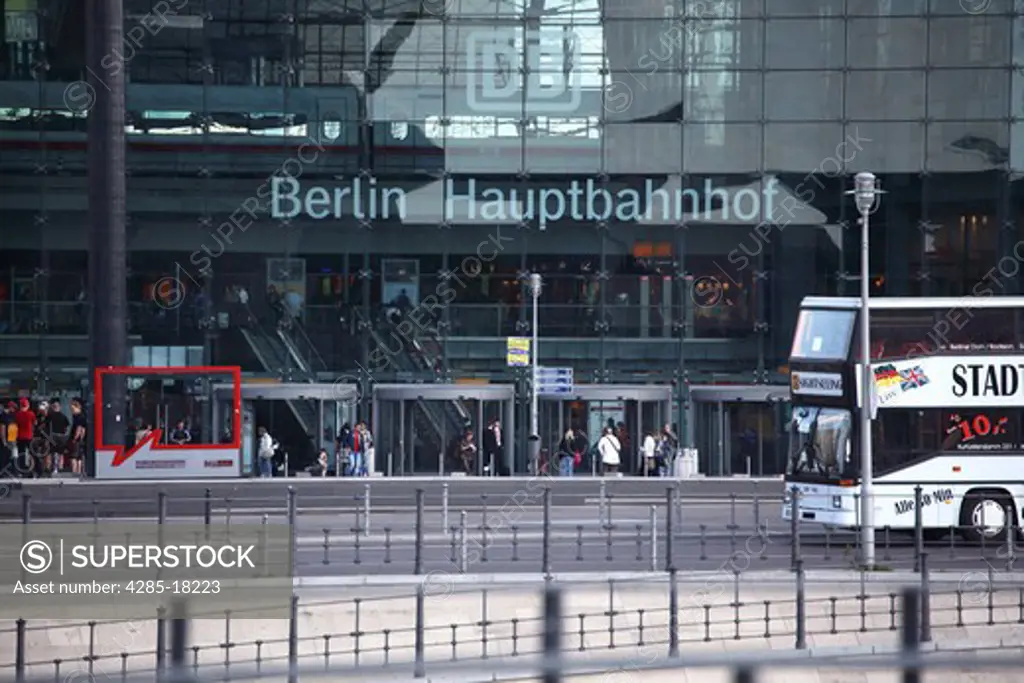 Germany, Berlin, Berlin Central Train Station, Railway Station, Hauptbahnhof, South Side Entrance, Bus