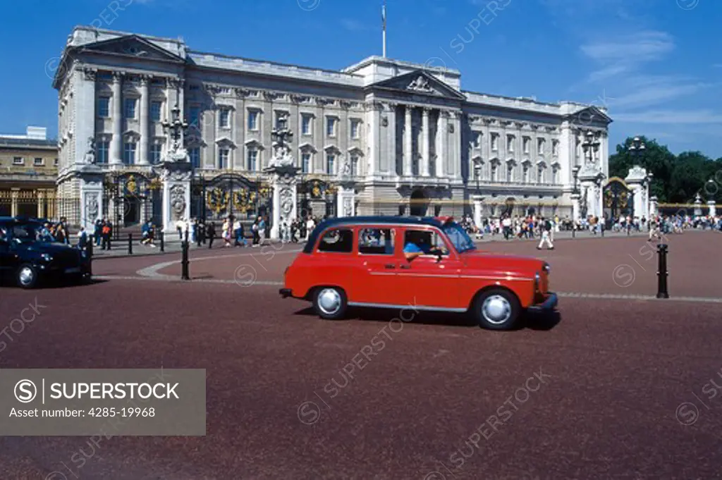 United Kingdom, London, Buckingham Palace, Taxi