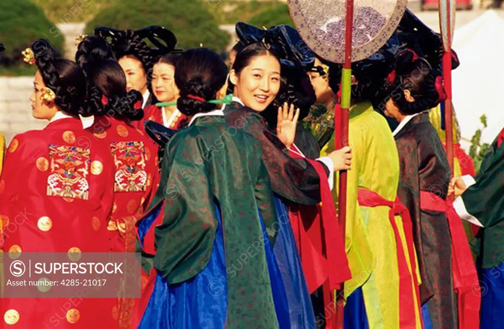 Seoul, Namsankol Royal Silk Festival