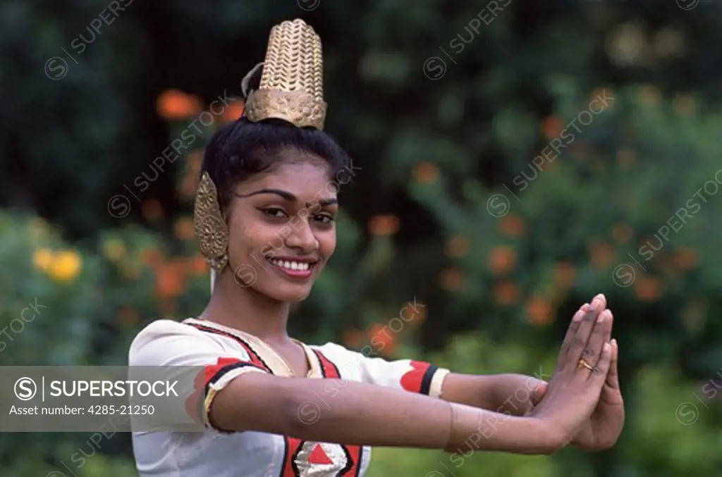 Kandy, Kandyan Pooja Dancer