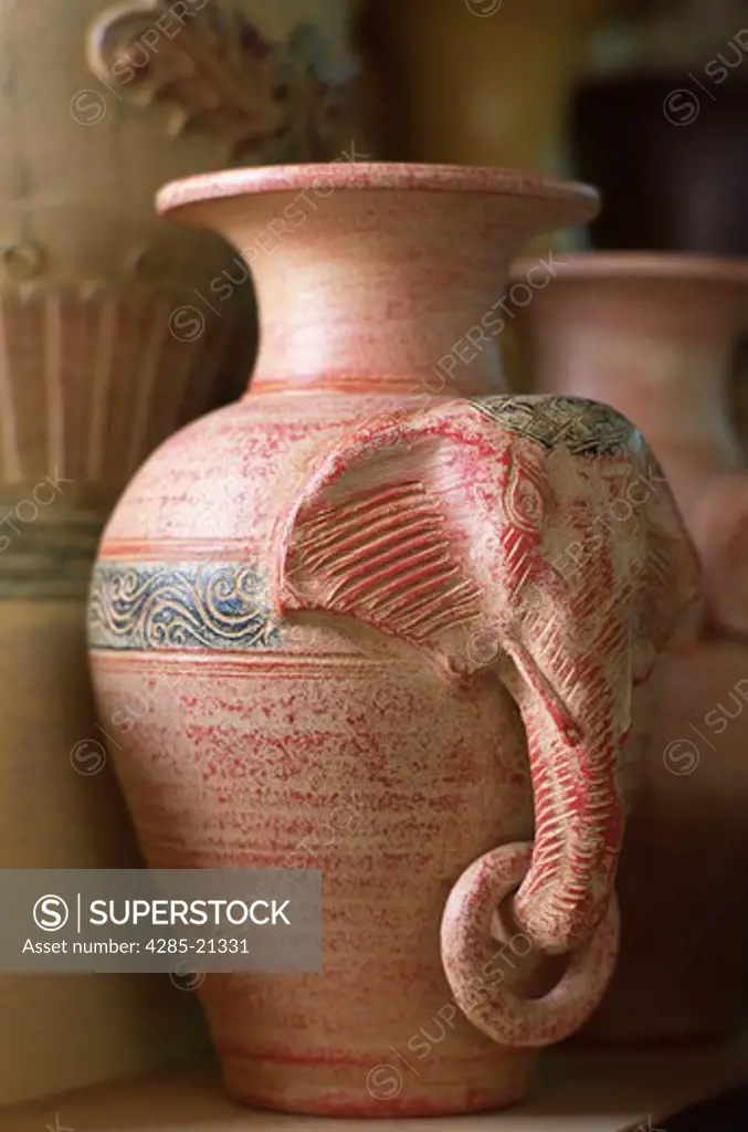 Sukhothai, Prasert Antique Pottery