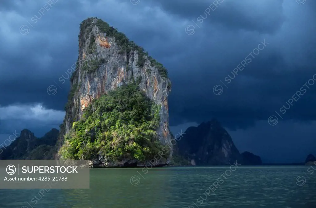 Thailand, Phuket, Phangnga National Park, Ko Panyi, Tropical Storm
