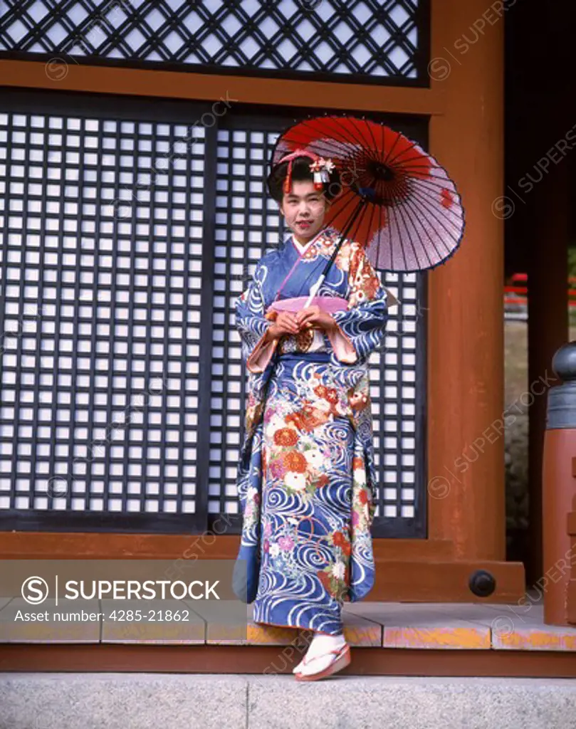 Japan, Traditional Costume, Woman wearing Kimono