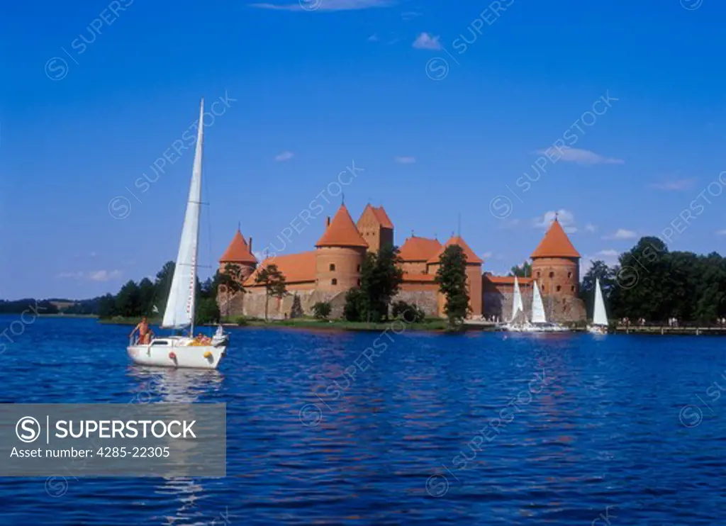 Yachting, Island Gothic Castle, Lake Galve, Trakai, Lithuania