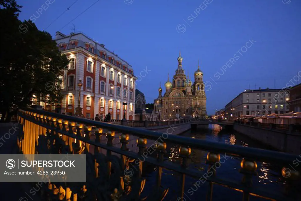 Russia, St Petersburg, Church of the Resurrection (Church on Spilled Blood), Griboedov Canal, Theatre Bridge, Floodlit