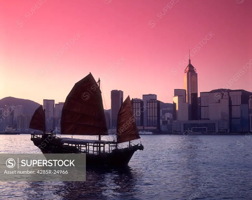 China, Hong Kong, Victoria Harbour, Chinese Junk, Sunrise