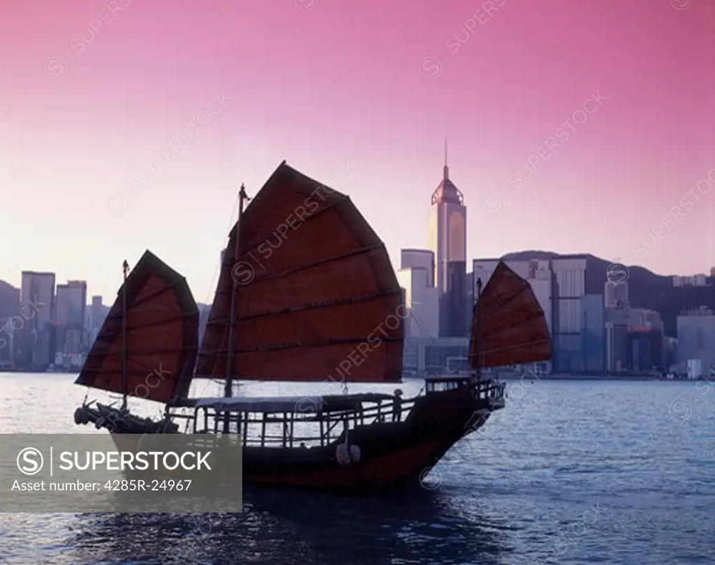China, Hong Kong, Victoria Harbour, Chinese Junk, Sunrise