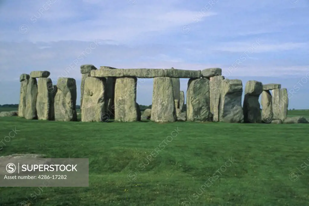 View of the ancient stones of Stonehenge in Salisbury, England. 