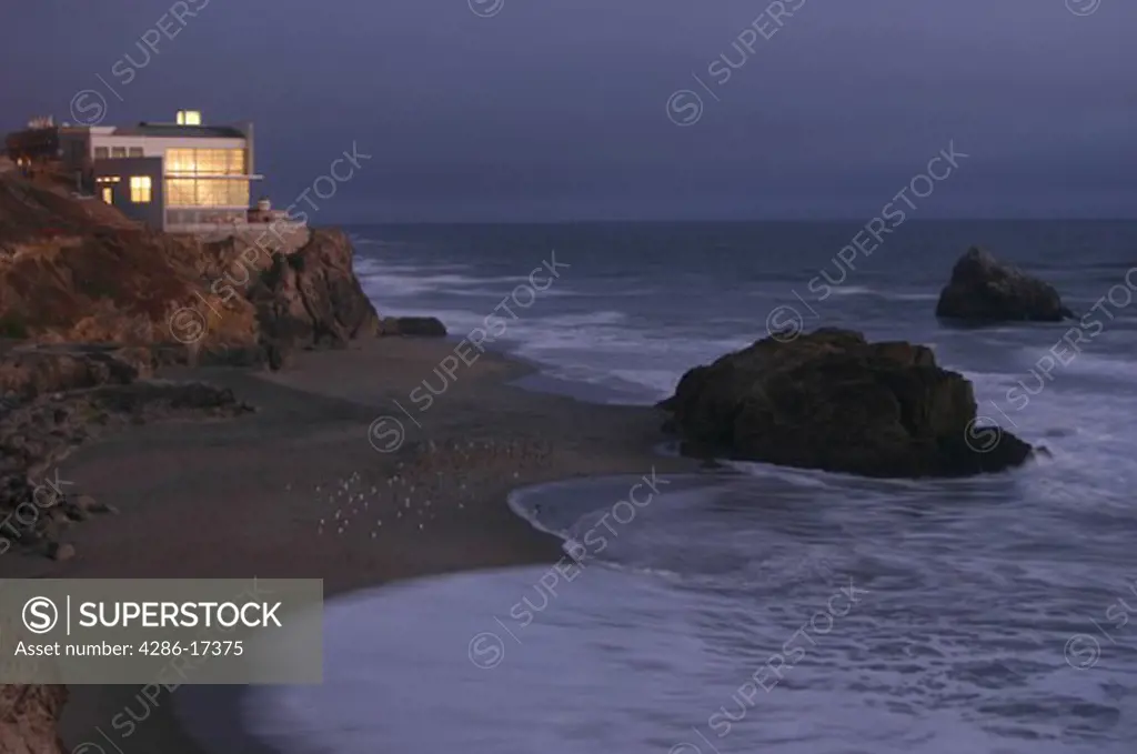 cliff house, San Francisco (NMR)