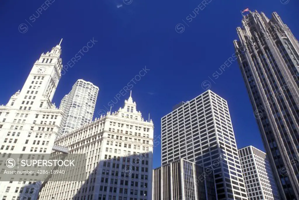 Chicago, Illinois, Skyline of downtown Chicago. 