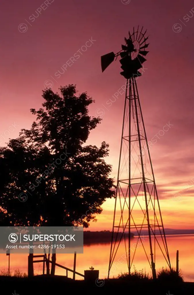 Vermont, windmill, The silhouette of a windmill at sunrise, sunset over Keeler Bay on Lake Champlain in South Hero.