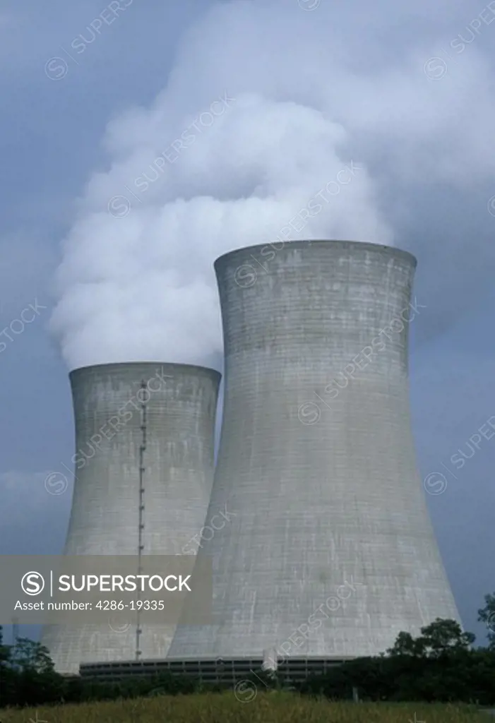 nuclear power plant, Pennsylvania, Steam rises above cooling towers at the Philadelphia Electric Co. nuclear power plant in Limerick.
