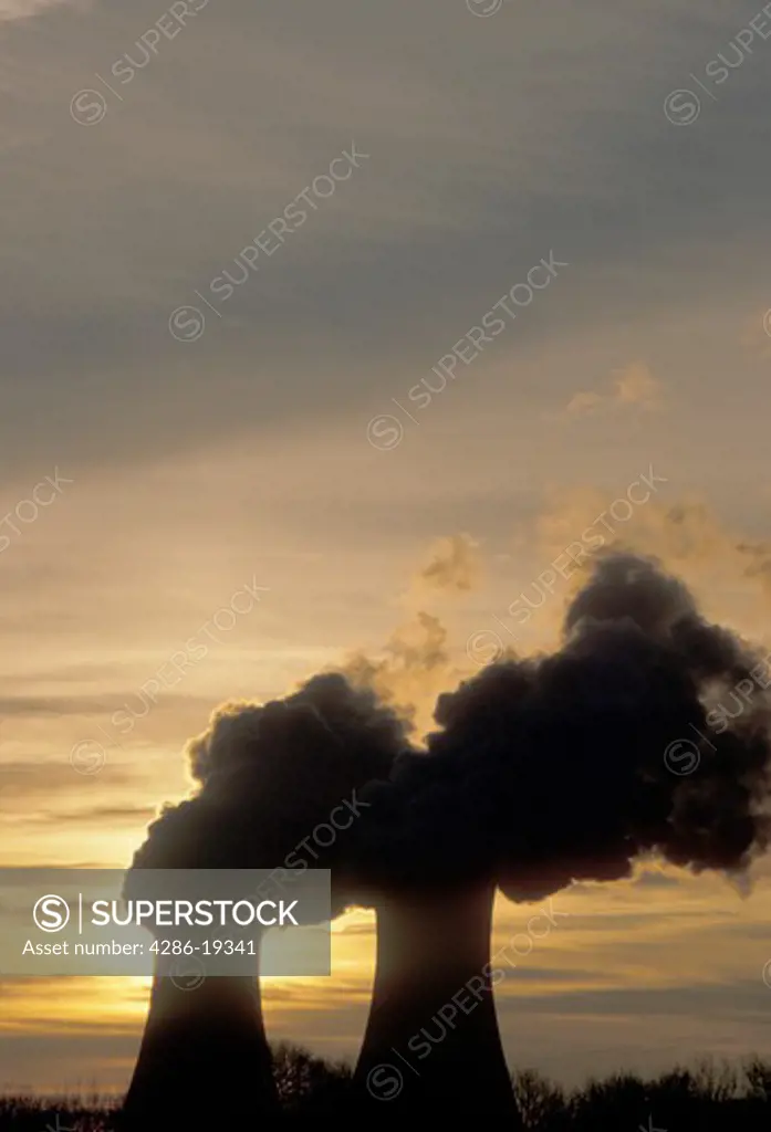 nuclear power plant, sunrise, sunset, Pennsylvania, Steam rises from the cooling towers of the Philadelphia Electric Co. nuclear power plant in Limerick at sunset.