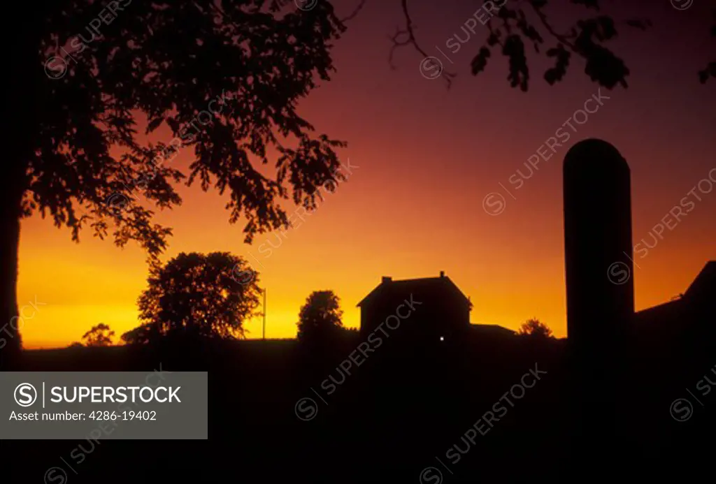 Lancaster County, Amish country, silhouette, farm, Pennsylvania, Pennsylvania Dutch Country, A silhouette of an Amish farm at sunset in Lancaster in the state of Pennsylvania. 