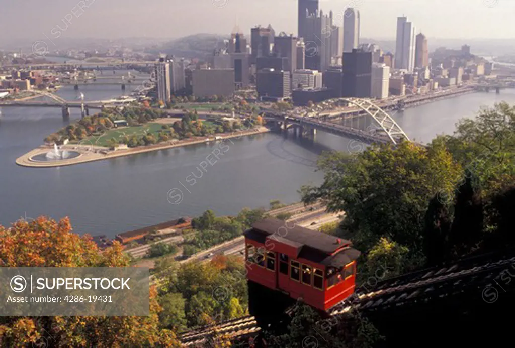 incline, Pittsburgh, skyline, Pennsylvania, The red Duquesne Incline affords scenic views of the downtown skyline of Pittsburgh where the Allegheny River and the Monongahela River meet to form the Ohio River from Mount Washington in the state of Pennsylvania. The junction of the three rivers is called The Golden Triangle. 