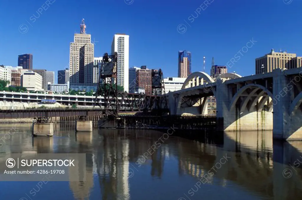 skyline, Saint Paul, MN, Minnesota, Twin Cities, Mississippi River, Downtown skyline of St. Paul and Robert Street Bridge crossing the Mississippi River.